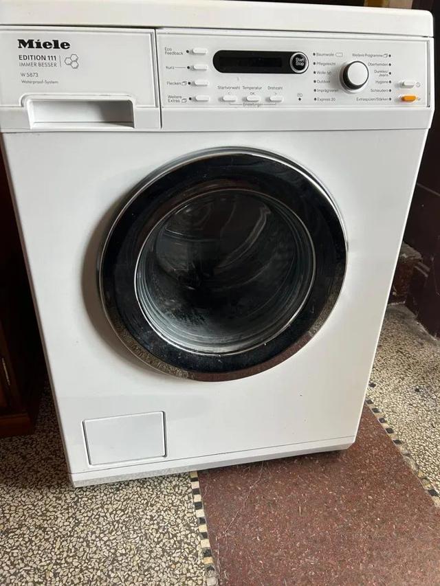 Pralka Miele W 5873 Edition 111