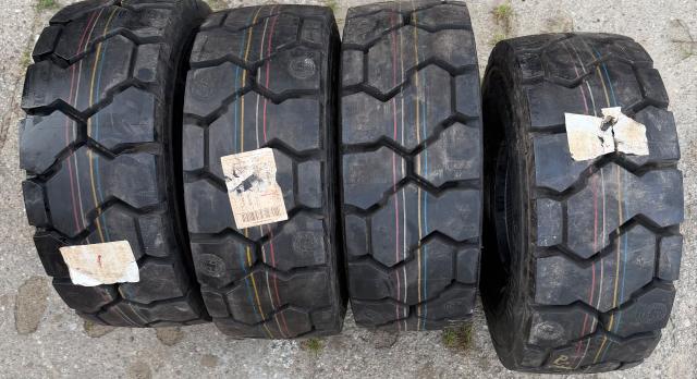 Opona 225/75-15 Continental ContiRT20