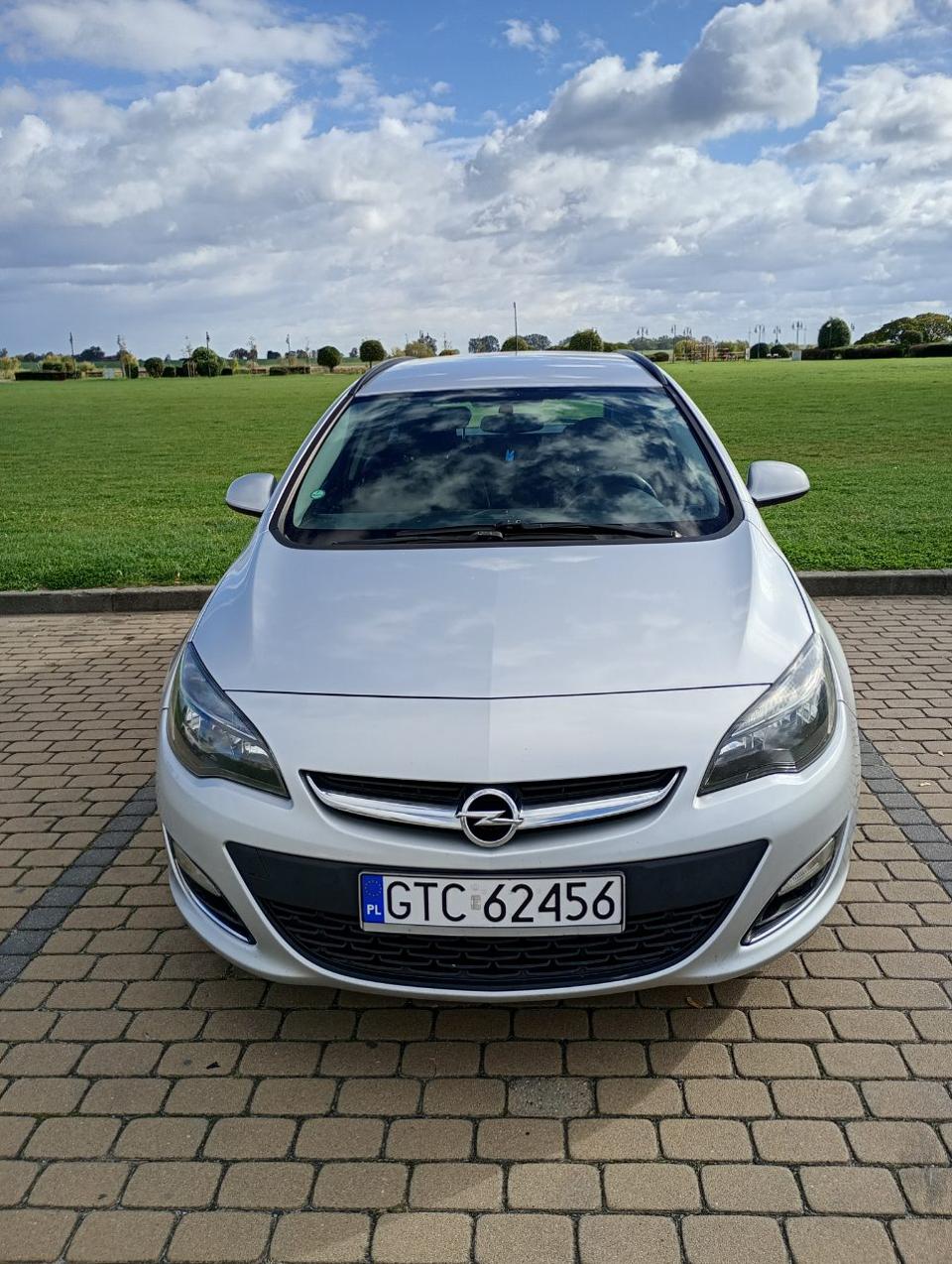 Opel Astra J Sport Tourer 1.7CDTI/2013r