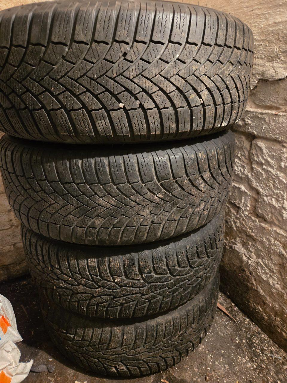 Koła zimowe 205/55r16 Mercedes opony 2020r