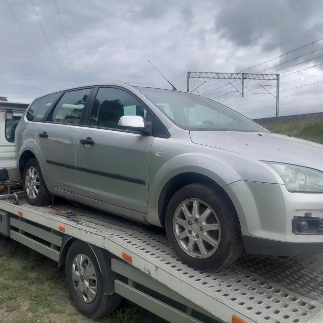 Ford focus mk2 na części kolor 03