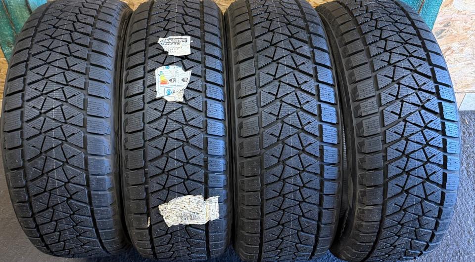 Opona 265/45/21 BRIDGESTON BLIZZAK 4 szt.