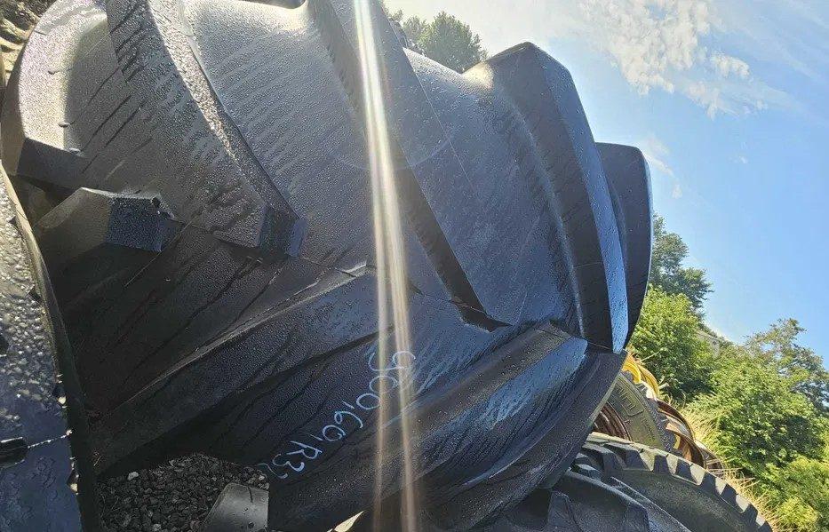 Opona Michelin X Big 900 60R32