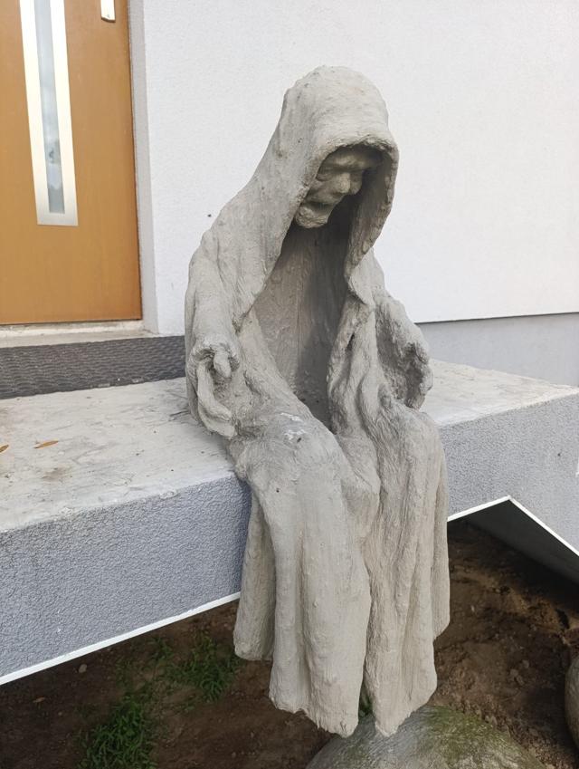 Figura cementowa Halloween rękodzieło