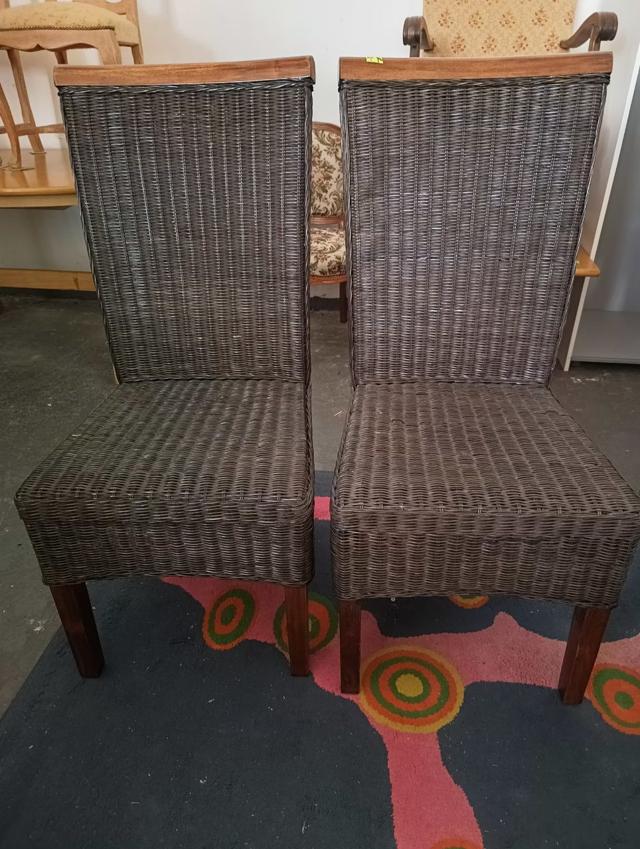 Zestaw 4 rattanowych krzeseł