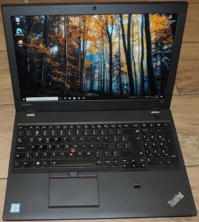 Laptop Lenovo ThinkPad T560 15,6 " Intel Core i7 16 GB / 256 GB czarny
