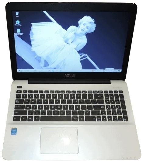 Laptop ASUS A555LJ 15 " Intel Core i3 6 GB / 180 GB SSD
