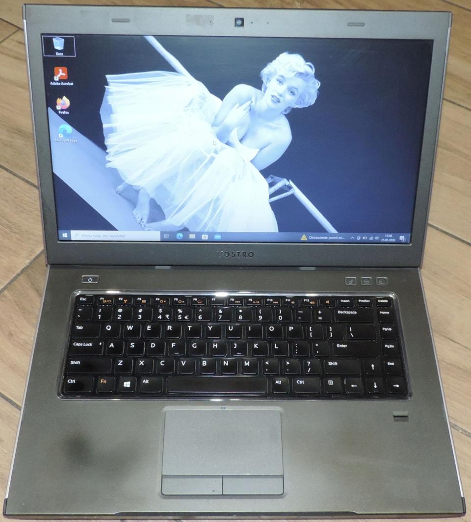 Trwały wydajny Dell Vostro 3560 , i5 ,8 GB 240 GB SSD