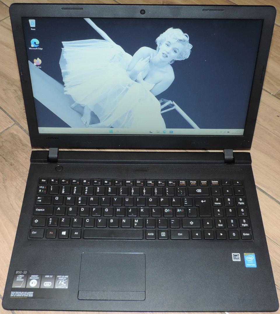 Laptop Lenovo B50-10 15,6" Intel Pentium Quad-Core 8 GB / 240 GB SSD czarny