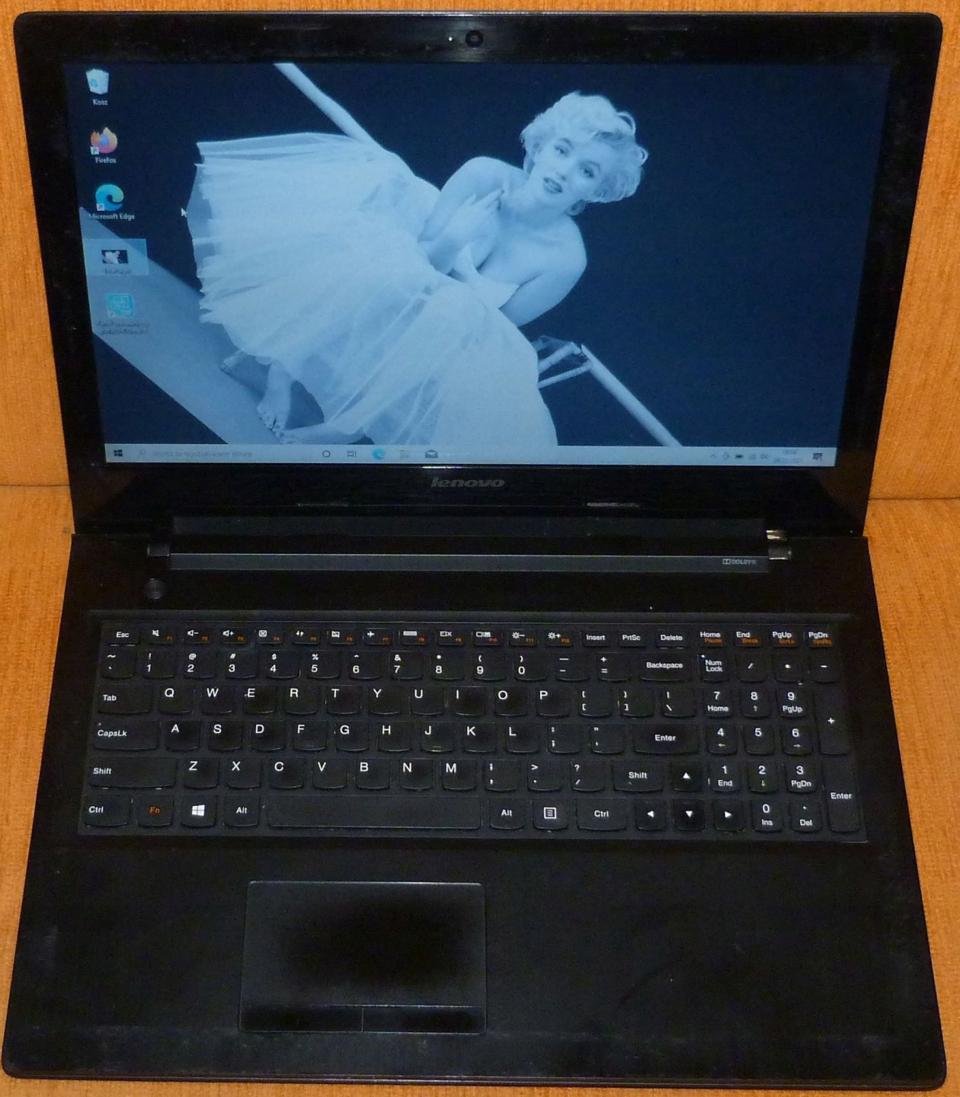 Laptop Lenovo G50-30 15,6 " Intel Pentium Quad-Core 4 GB / 500 GB czarny