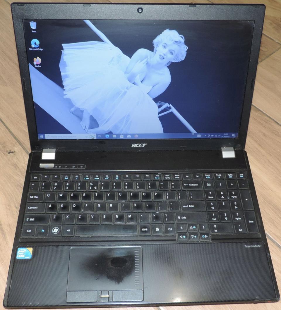 Laptop Acer 5760Z TravelMate 15,6 " Intel Core i3 6 GB / 128 GB czarny