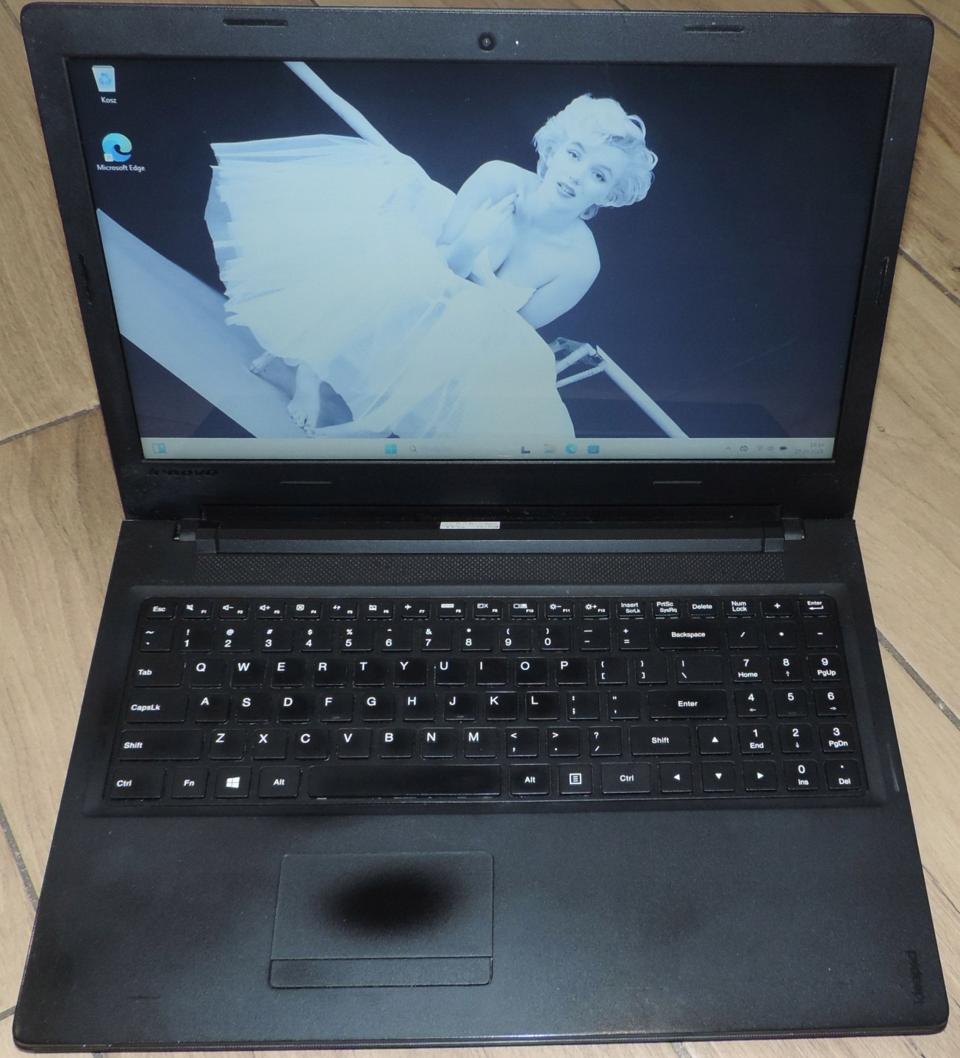 Laptop IBM, Lenovo IDEPAD 100-15IBD 15,6 Core i5 8 GB / SSD 240 GB GeForce