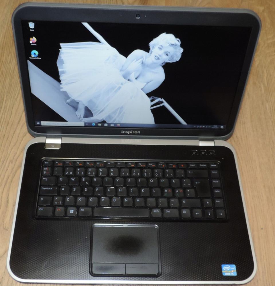 Laptop Dell Inspiron 15R SE 7520 15,6 " Intel Core i5 8 GB / 256 GB czarny