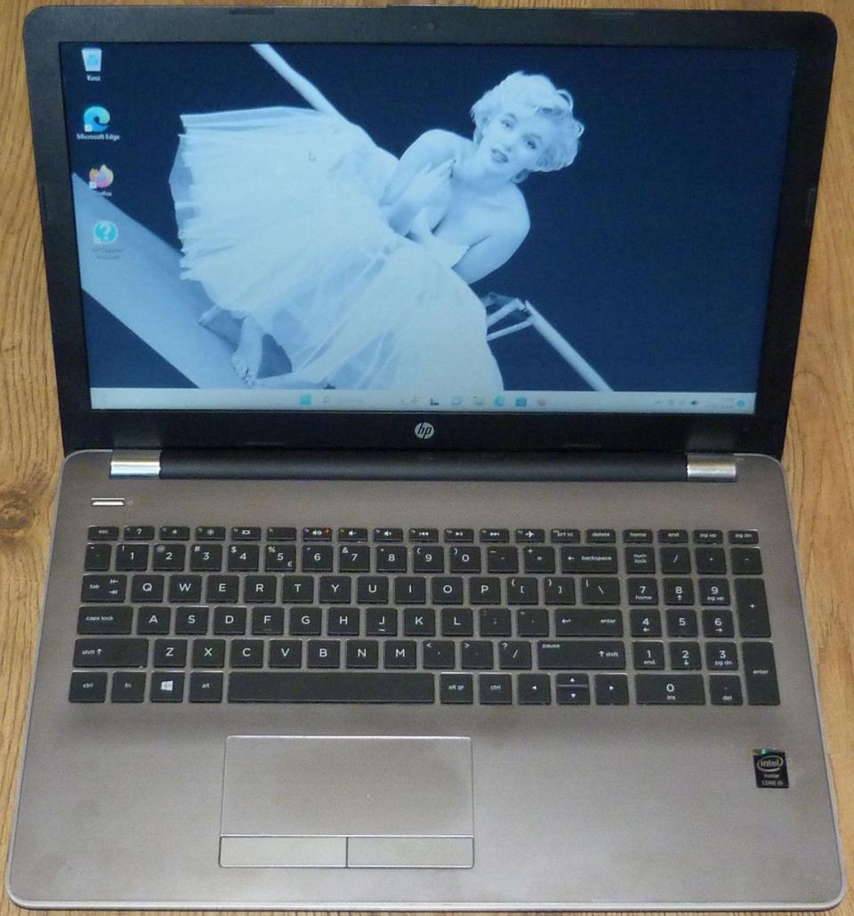 Laptop HP 250 G6 15,6" Intel Core i5 8 GB / 256 GB szary
