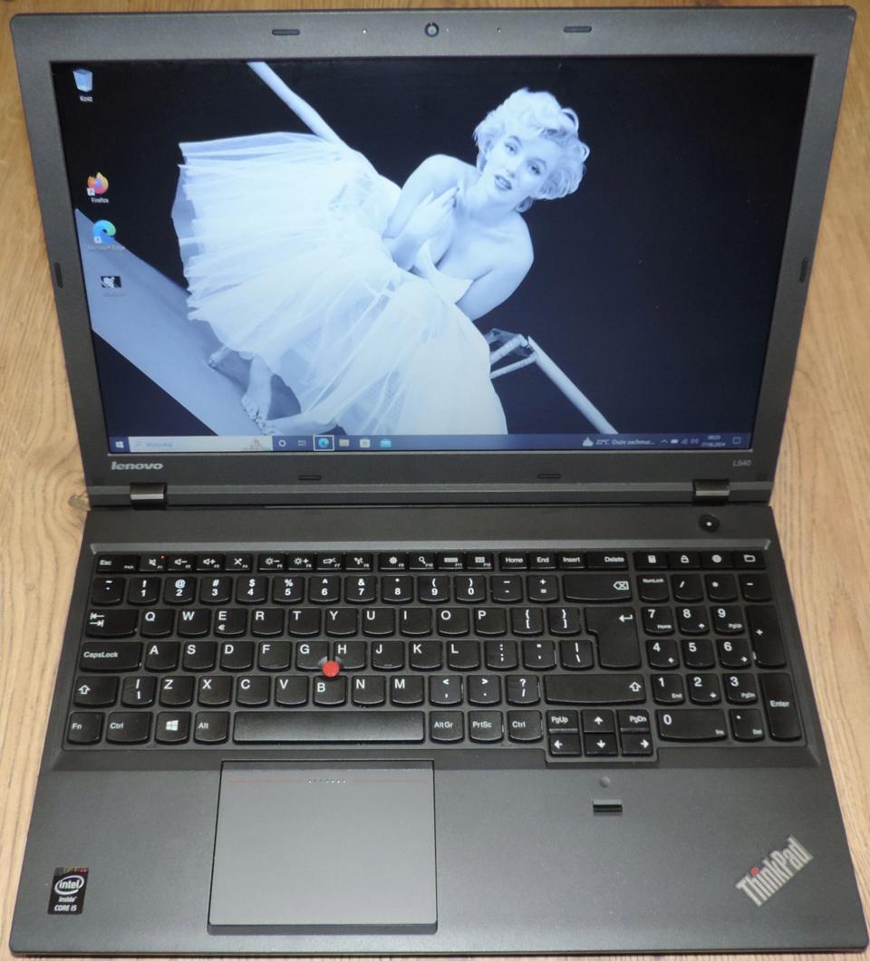 Laptop Lenovo L540 15,6 " Intel Core i5 8 GB / 256 GB szary