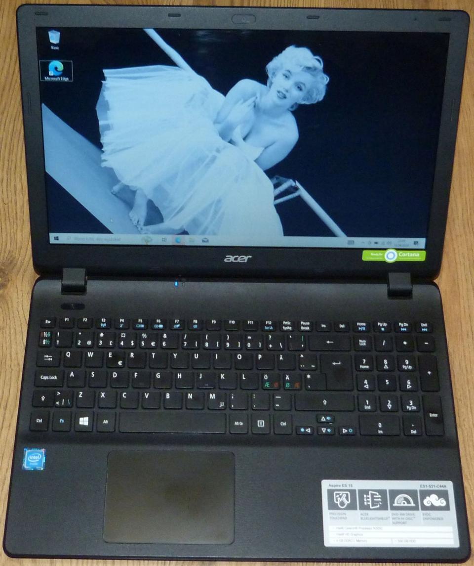 Laptop Acer ES1-531 15,6 " Intel Celeron N 4 GB / 500 GB czarny