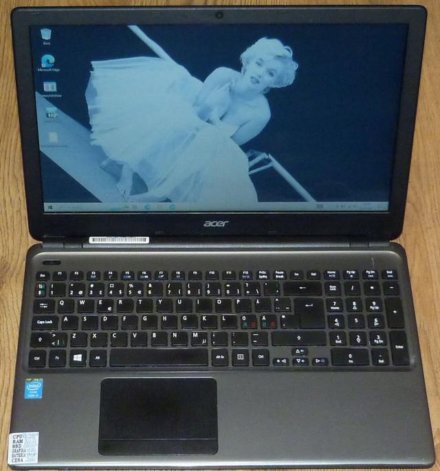 Laptop ACER ASPIRE E1-572 15,6 " Intel Core i5 4 GB / 120 GB czarny