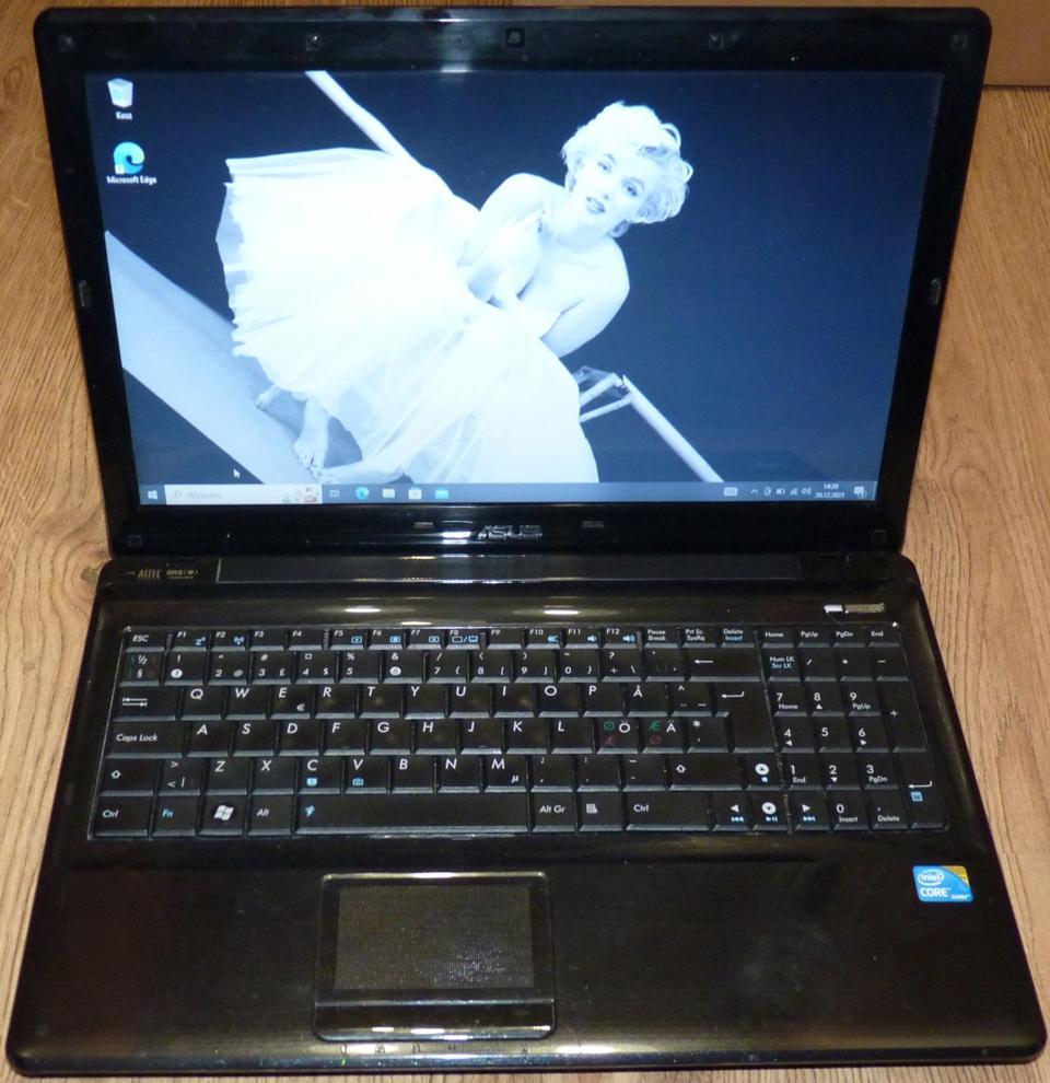 Laptop Asus A52JK i3 4Gb 128 Gb Radeon HD 5145M 15,6"