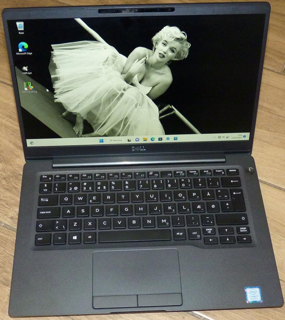 Dell Latitude 7300 13,3 i7 16 GB / 256 GB grafit