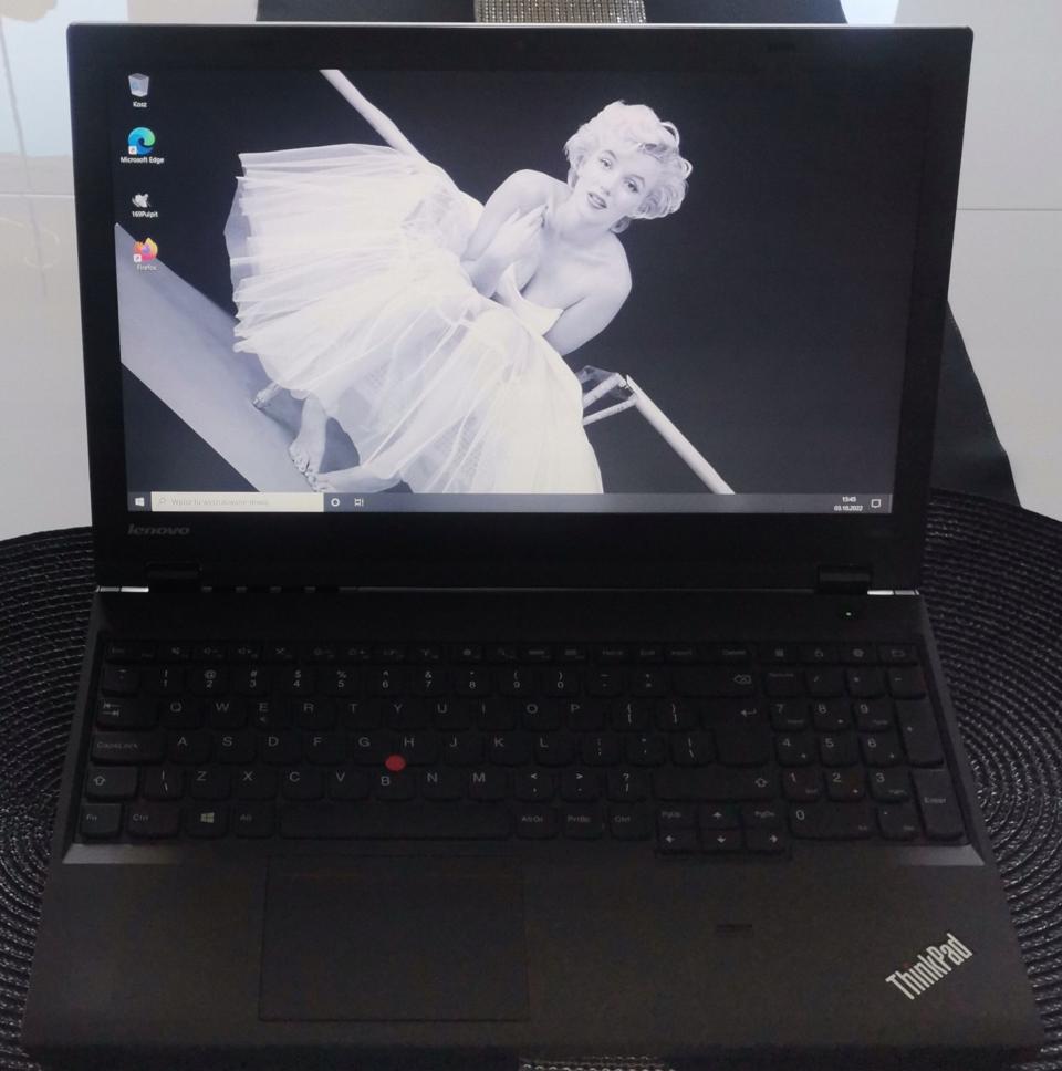 Lenovo ThinkPad T540p 15,6 i5 8 GB 250 GB czarny
